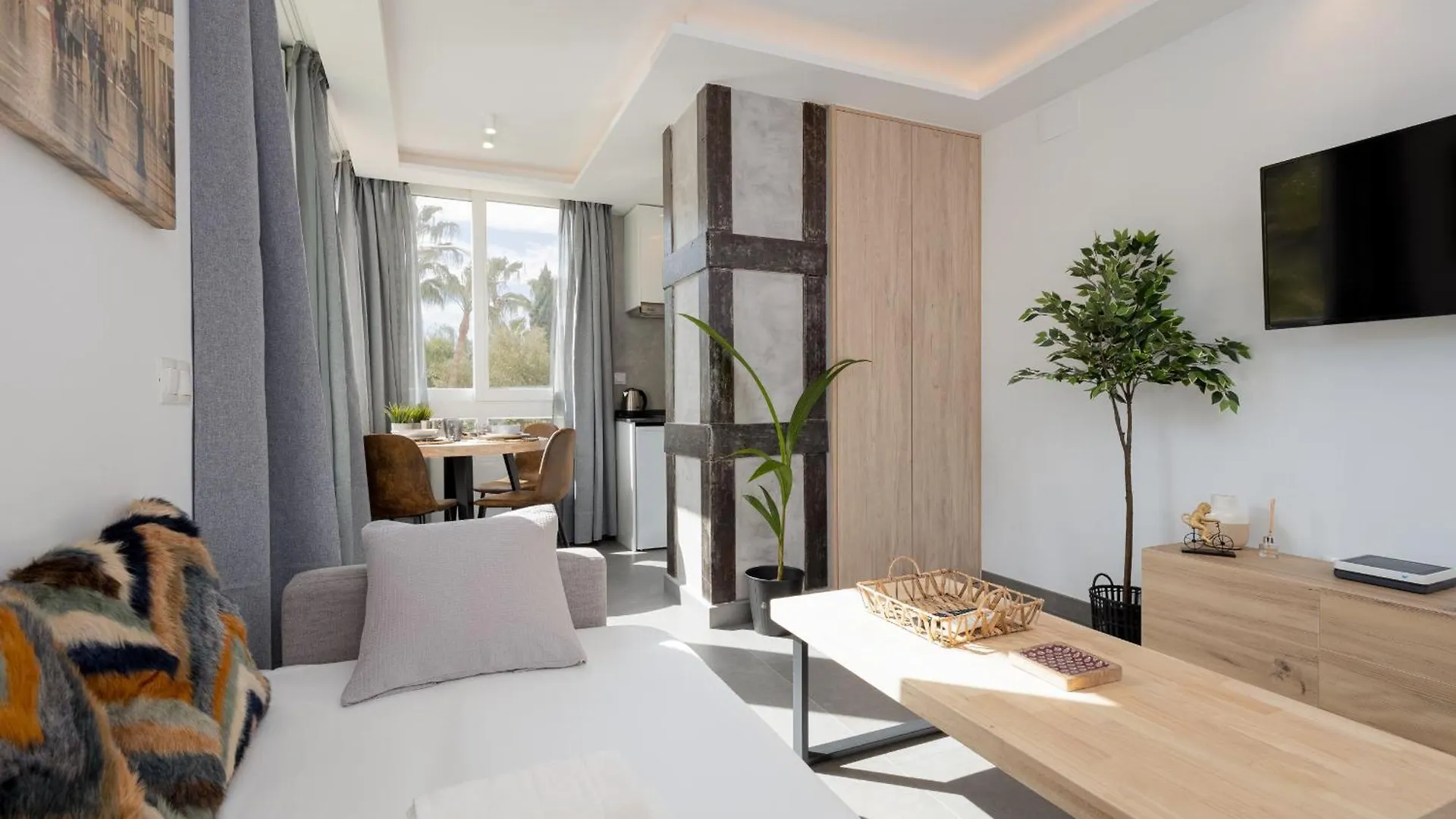 C45 Fabulous Suite Close To The Sea Malaga